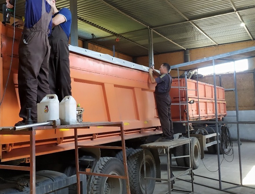 полог в Омске ПВХ Полог на самосвал в Омске