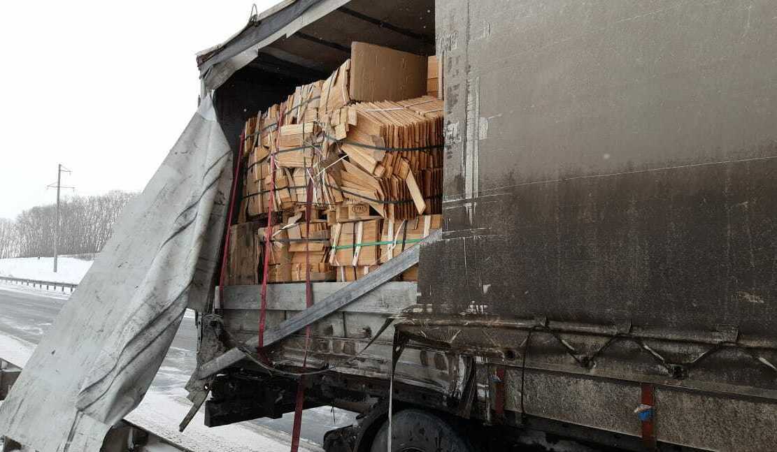 ремонт тентов на трассе Р-254 Изготовление полога ПВХ